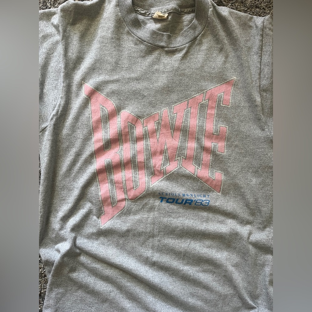 Gray David Bowie Tour 83 T-Shirt vintage shirt